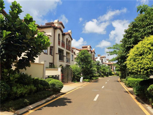 在唐河县加盟鱼火火烤鱼开店好不好，唐河县加盟一个烤鱼店需要多少资金